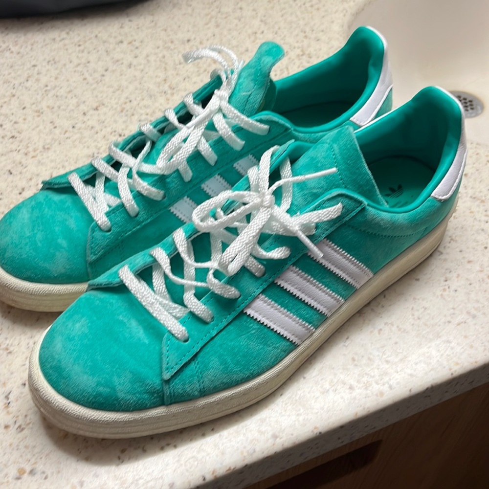 Men’s size 12 adidas tennis shoes